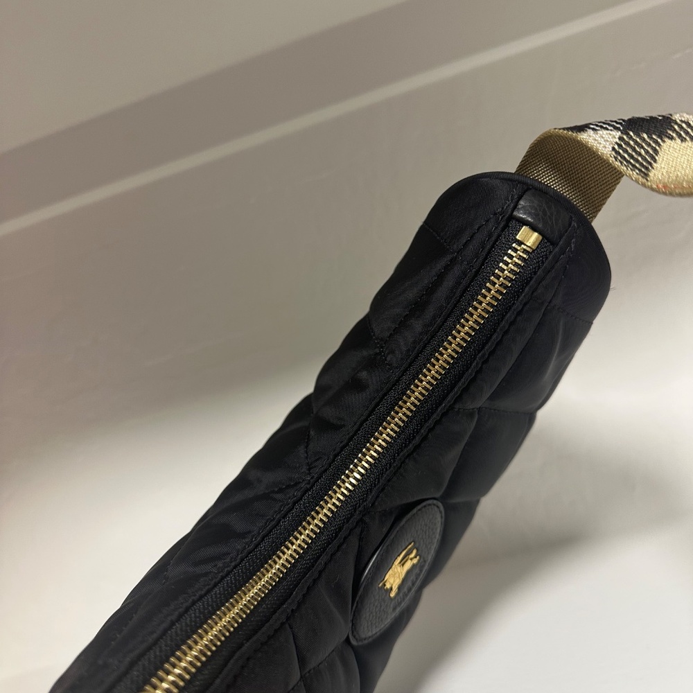 Burberry Black Quilted Crossbody Bag with Vintage Check Strap - Picture 4 of 9